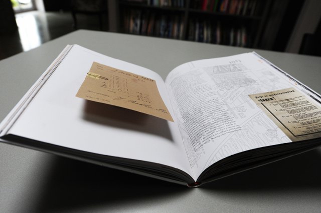 Jubileumboek over 100 jaar cooperatief bankieren en maatschappelijk betrokken zijn, vormgegeven door TheSign Merkenbouwer